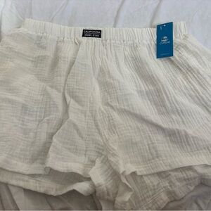 Cupshe Women's High Waist White Shorts Size XL